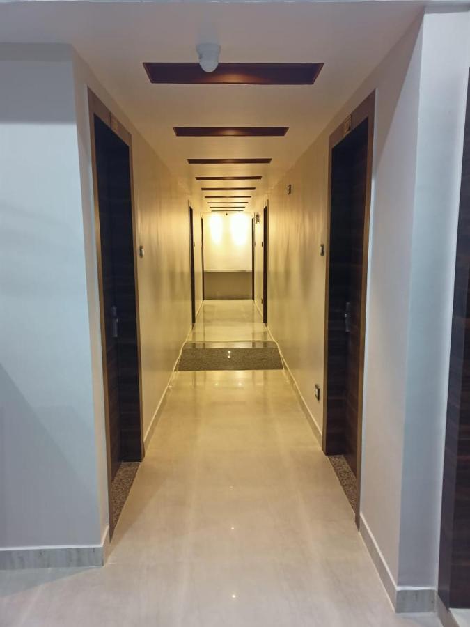 Aditya Inn Guwahati Bagian luar foto